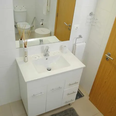 Vila Rosa - Renovated House Overlooking The Sea Vendégház