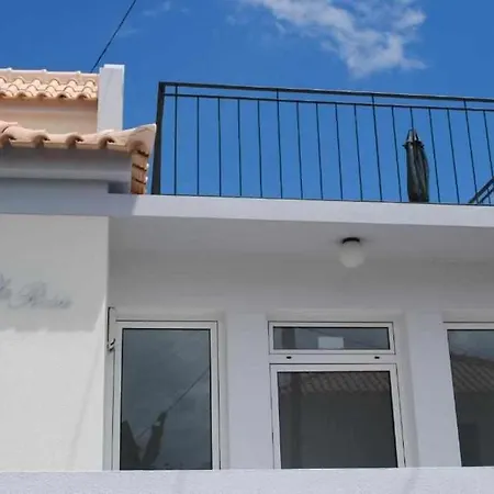 Vila Rosa - Renovated House Overlooking The Sea Funchal (Madeira)